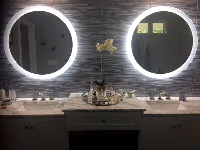 LED Mirror (Side-Lighted Round) 36" x 36"