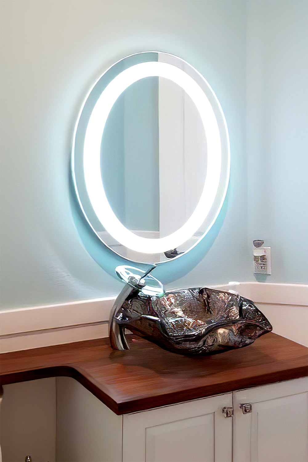 Front-Lighted LED Bathroom Vanity Mirror: 44 x 44 - Round